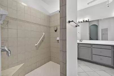 25080 Divot Dr, Bonita Springs, FL 34135 - Photo 18