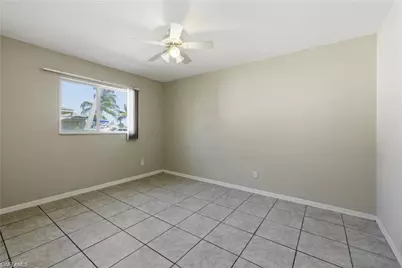 826 SE 5th Ct, Cape Coral, FL 33990 - Photo 6