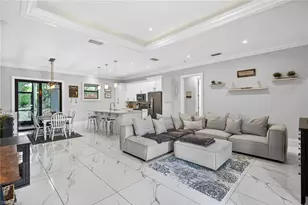 4233 4th Ave NE, Naples, FL 34120 - Photo 4