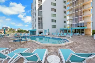 13105 Vanderbilt Dr, Naples, FL 34110 - Photo 24