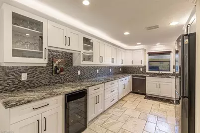 219 Cypress Way W, Naples, FL 34110 - Photo 10