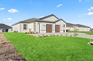 1323/1325 NE 8th Pl, Cape Coral, FL 33909 - Photo 2