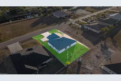 1323/1325 NE 8th Pl, Cape Coral, FL 33909 - Photo 8