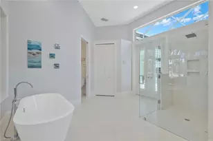 109 Greenfield Ct, Naples, FL 34110 - Photo 24