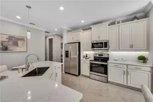 28018 Sosta Ln, Bonita Springs, FL 34135 - Photo 4