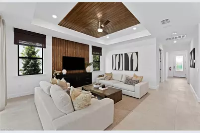 10141 Seaside Way, Bonita Springs, FL 34135 - Photo 4