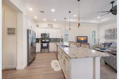 730 95th Ave N, Naples, FL 34108 - Photo 8