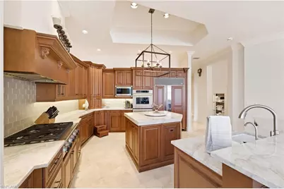 361 Pirates Bight, Naples, FL 34103 - Photo 12