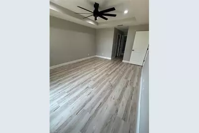 6 NW 13th Pl, Cape Coral, FL 33993 - Photo 6