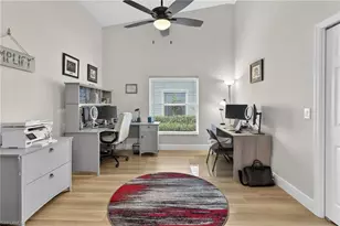 6175 Mandalay Cir, Naples, FL 34112 - Photo 10