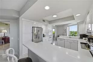 7225 Pelican Bay Blvd, Naples, FL 34108 - Photo 10