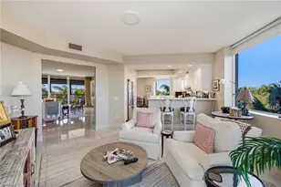 7225 Pelican Bay Blvd, Naples, FL 34108 - Photo 8