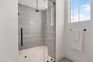 81 Seagate Dr, Naples, FL 34103 - Photo 28