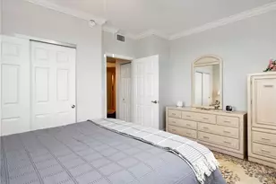 1001 Arbor Lake Dr, Naples, FL 34110 - Photo 18