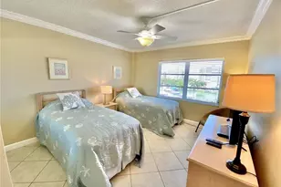 1 Bluebill Ave, Naples, FL 34108 - Photo 20