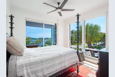 9811 Gulf Shore Dr #101, Naples, FL 34108 - Photo 16