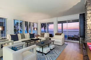 9811 Gulf Shore Dr, Naples, FL 34108 - Photo 4