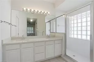 2385 Harmony Ln, Naples, FL 34109 - Photo 20