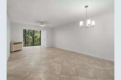 1001 Foxfire Ln #204, Naples, FL 34104 - Photo 6