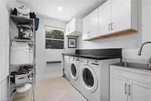 1600 Curlew Ave, Naples, FL 34102 - Photo 14