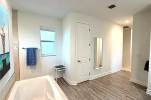 2918 SE 10th Pl, Cape Coral, FL 33904 - Photo 18