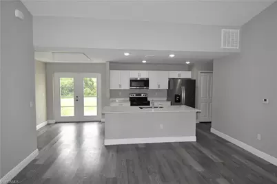 2140 Yalta Ter, North Port, FL 34286 - Photo 4