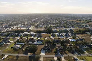 32 NE 9th Ave, Cape Coral, FL 33909 - Photo 50