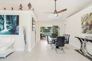 32 NE 9th Ave, Cape Coral, FL 33909 - Photo 2