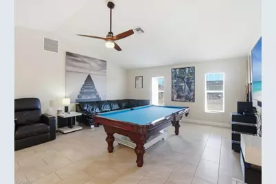 32 NE 9th Ave, Cape Coral, FL 33909 - Photo 8