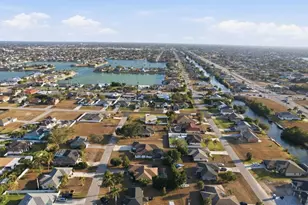 32 NE 9th Ave, Cape Coral, FL 33909 - Photo 48