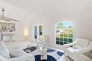 32 NE 9th Ave, Cape Coral, FL 33909 - Photo 6