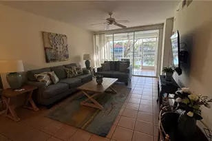 7518 Silver Trumpet Ln, Naples, FL 34109 - Photo 4