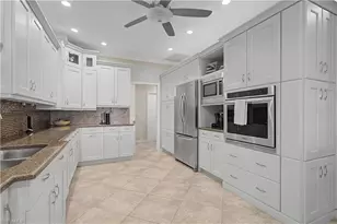 317 Stella Maris Dr S, Naples, FL 34114 - Photo 10