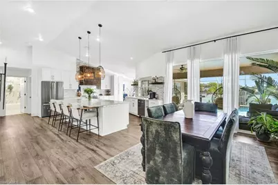 17 SE 15th Ave, Cape Coral, FL 33990 - Photo 8