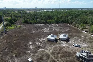 4800 Dor Lee Ln, North Fort Myers, FL 33917 - Photo 2