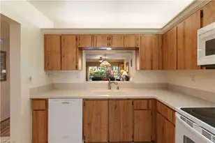 1822 Kings Lake Blvd, Naples, FL 34112 - Photo 4