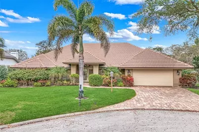 811 Pitch Apple Ln, Naples, FL 34108 - Photo 2