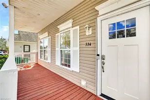534 Leawood Cir, Naples, FL 34104 - Photo 2