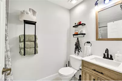 534 Leawood Cir, Naples, FL 34104 - Photo 12