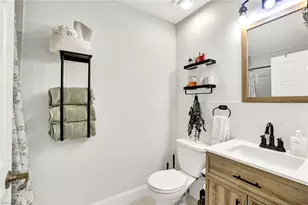 534 Leawood Cir, Naples, FL 34104 - Photo 12