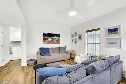 534 Leawood Cir, Naples, FL 34104 - Photo 4