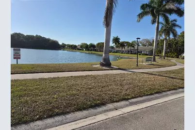 10520 Regent Cir, Naples, FL 34109 - Photo 18