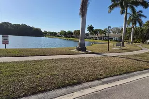 10520 Regent Cir, Naples, FL 34109 - Photo 18