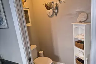 10520 Regent Cir, Naples, FL 34109 - Photo 12