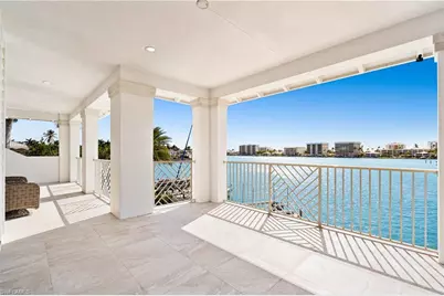 2805 Leeward Ln, Naples, FL 34103 - Photo 12