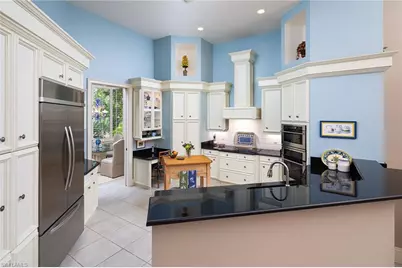 813 Barcarmil Way, Naples, FL 34110 - Photo 20