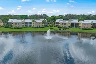 577 Beachwalk Cir, Naples, FL 34108 - Photo 26