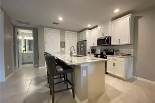 14639 Edgewater Cir, Naples, FL 34114 - Photo 2