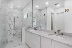 732 12th St N, Naples, FL 34102 - Photo 6