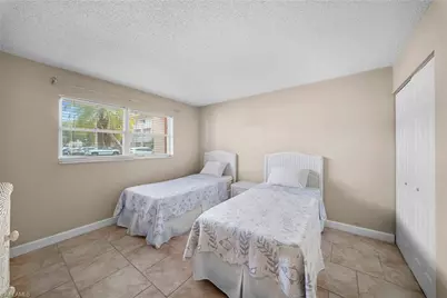 170 Turtle Lake Ct #109, Naples, FL 34105 - Photo 6